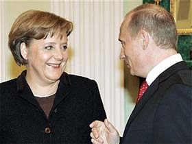 Ангела Меркель и Владимир Путин. Фото AFP (c)