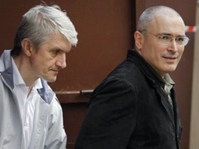 Платон Лебедев и Михаил Ходорковский. Фото с сайта daylife.com