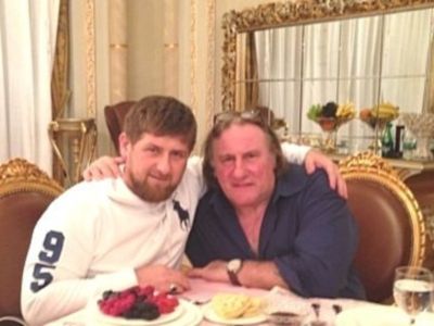 Рамзан Кадыров и Жерар Депардье. Фото с сайта http://www.yuga.ru