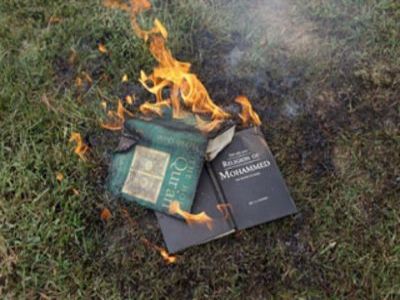 Сожжение Корана. Фото: forum.md