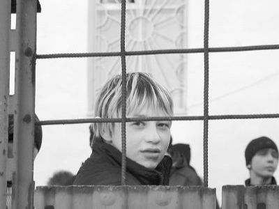 Подросток в тюрьме. Фото: pravo-kiev.com