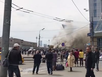 Пожар у Киевского вокзала. Фото: скриншот видео "360"